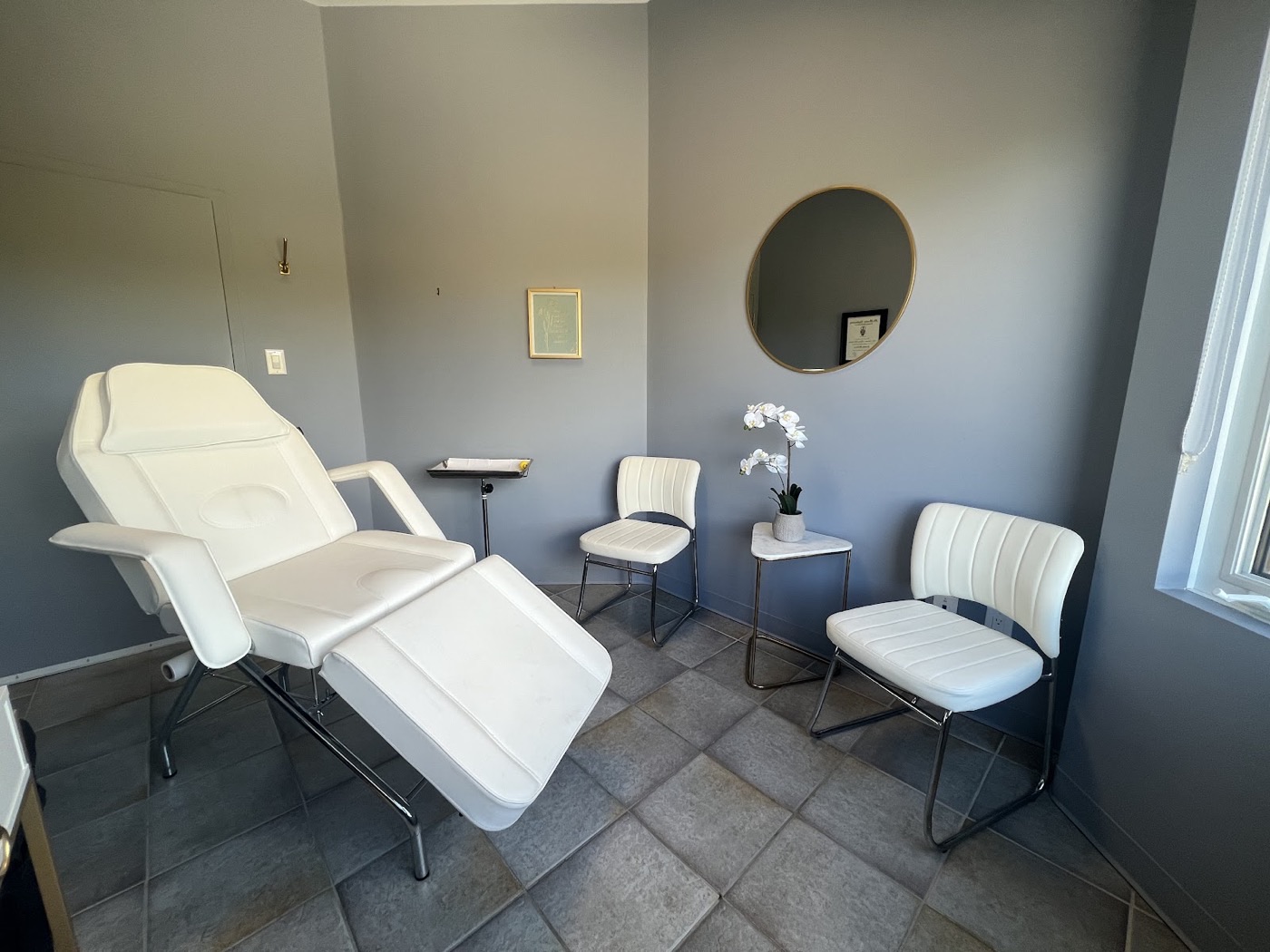 Treatment room at Faces Aesthetics Alliston, ready for a consultation with Dr. Fatima Mahdi